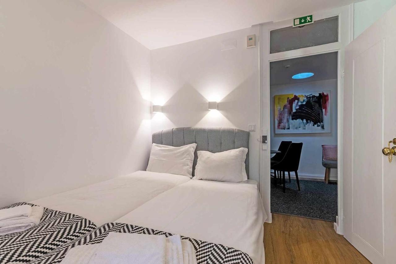 Bairro Alto Palace Special For Groups Up To 24 Guests Lisbona Esterno foto