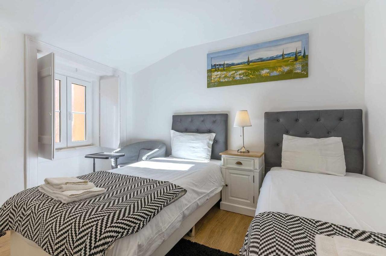 Bairro Alto Palace Special For Groups Up To 24 Guests Lisbona Esterno foto