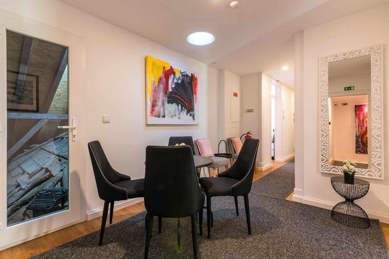 Bairro Alto Palace Special For Groups Up To 24 Guests Lisbona Esterno foto